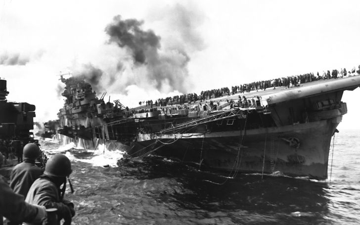 USS Franklin - The most heavily damaged aircraft carrier to survive the war.